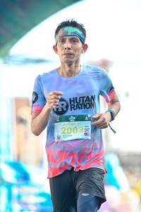 BIB: 2003
                            <button type="button" onclick="openModal(24886499)" class="btn btn-primary btn-sm float-right btn-popup" data-toggle="modal" data-target=".modal-high-quality">
                        <i class="fas fa-shopping-cart"></i> Add to Cart
                    </button>
                                            <button type="button" onclick="isThisMe(24886499, true)" class="btn btn-success btn-sm float-right btn-popup btn-isme hidden" data-toggle="tooltip" data-placement="bottom" title="นี่คือรูปของคุณใช่ไหม คลิกที่นี่เพื่อเอาเข้าอัลบั้ม">
                        <i class="fas fa-plus"></i> Add to album
                    </button>
                    <button type="button" onclick="isThisMe(24886499, false)" class="btn btn-warning btn-sm float-right btn-popup btn-isnotme hidden">
                        <i class="fas fa-ban"></i> Remove from album
                    </button>